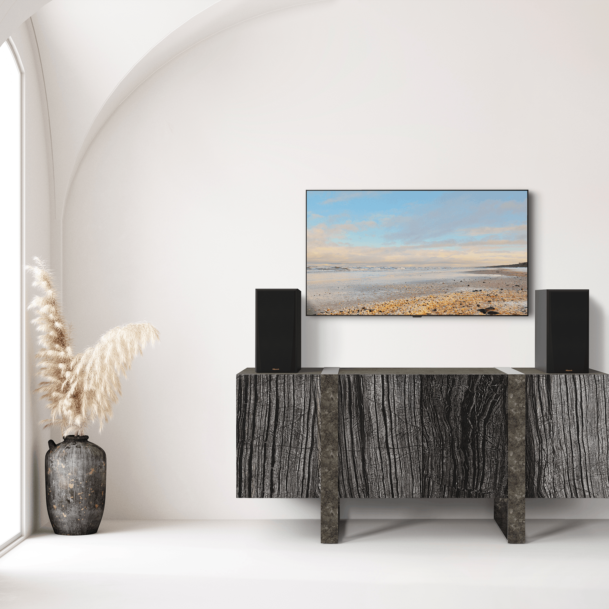 RP 600 M II Carousel 11- two speakers on dark brown wood cabinet